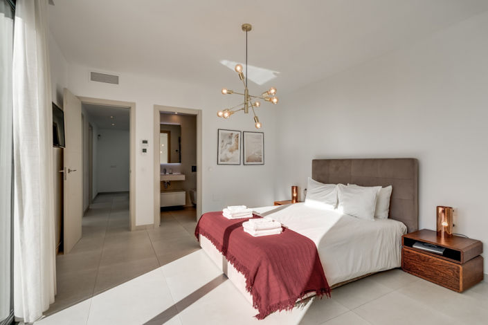 Image No.7-4 Bed Townhouse for sale