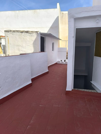 Image No.13-3 Bed Townhouse for sale