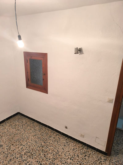 Image No.7-3 Bed Townhouse for sale