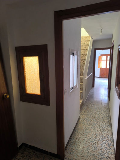 Image No.9-3 Bed Townhouse for sale