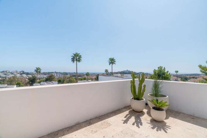 Image No.26-5 Bed Villa for sale