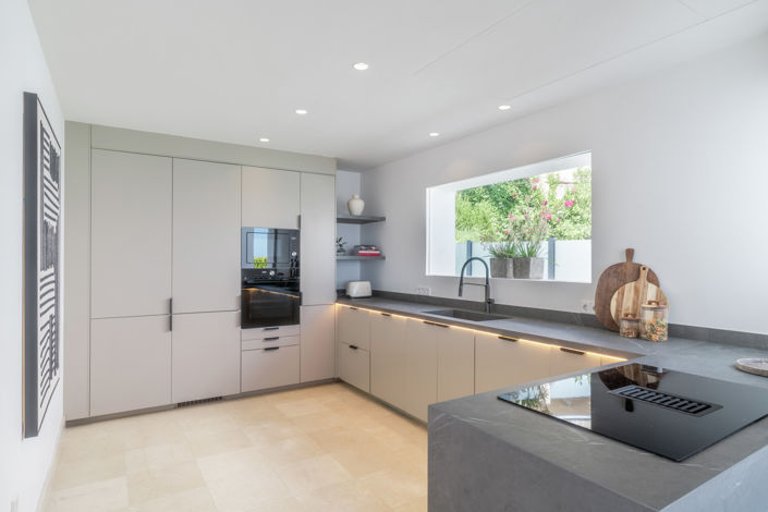 Image No.6-5 Bed Villa for sale