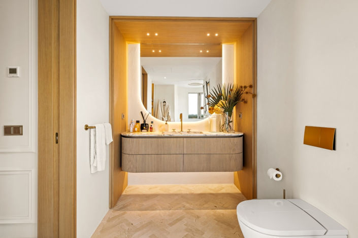 Image No.14-2 Bed Property for sale