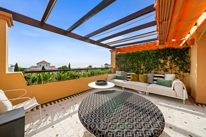 Image No.22-2 Bed Property for sale