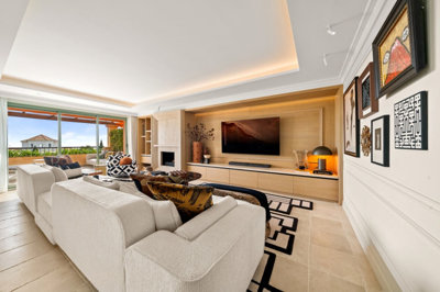 b98le8d7m9k3degpefzhs0lif8u4xzvzhwxtmggyekxx9