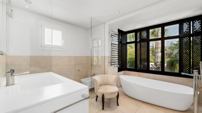 b98le8d7m9k3degpefzhs0lif8u4xzvzhwxtmggyekxx9