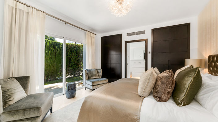 Image No.13-5 Bed Villa for sale