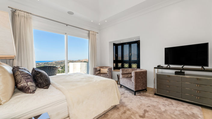 Image No.9-5 Bed Villa for sale