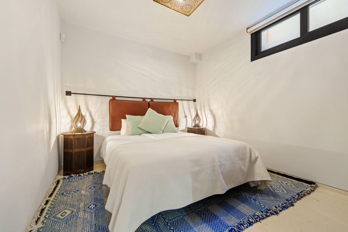 Image No.20-6 Bed Villa for sale