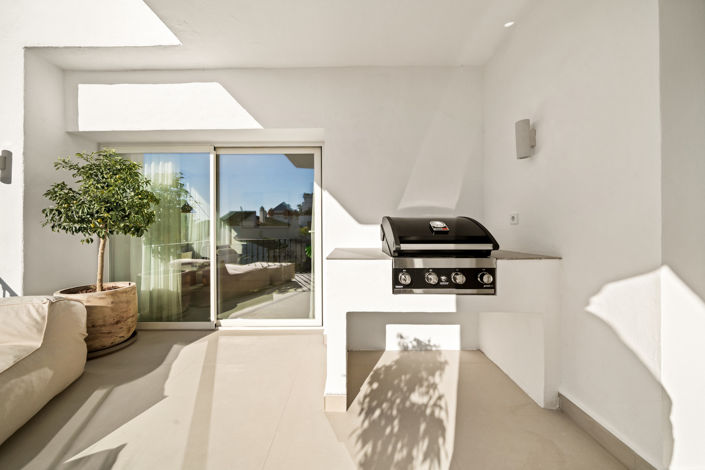 Image No.21-3 Bed Duplex for sale