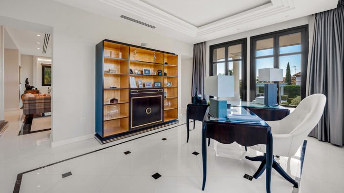 Image No.17-5 Bed Villa for sale