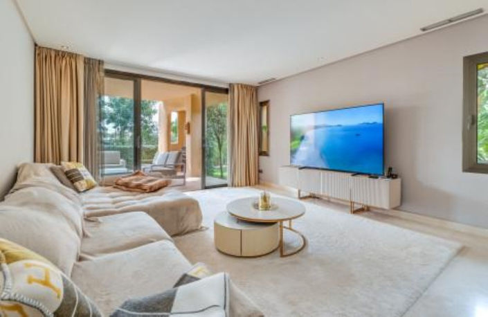 Image No.2-2 Bed Property for sale