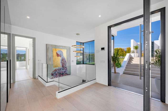 Image No.17-6 Bed Villa for sale