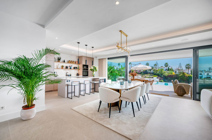 Image No.7-6 Bed Villa for sale