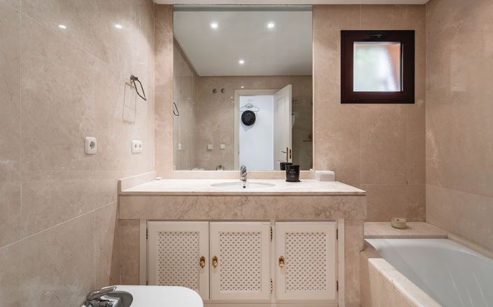 Image No.11-Appartement de 2 chambres à vendre à Benahavis