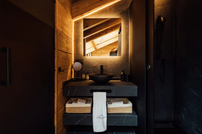 b98le8d7m9k3degpefzhs0lif8u4xzvzhwxtmggyekxx9