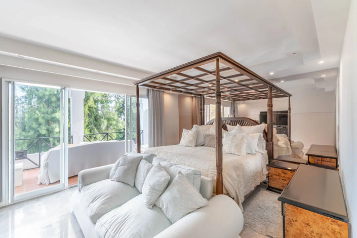 Image No.9-2 Bed House for sale