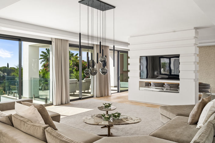 Image No.3-6 Bed Villa for sale