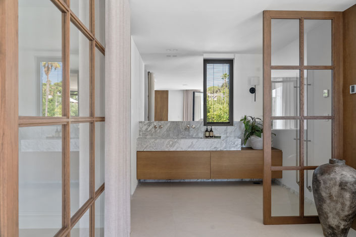 Image No.15-4 Bed Villa for sale