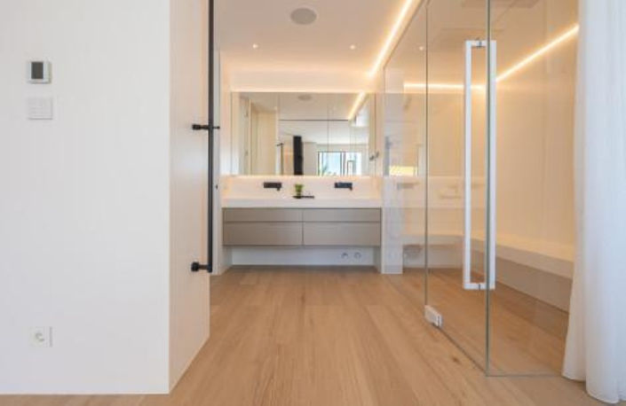 Image No.20-4 Bed Townhouse for sale