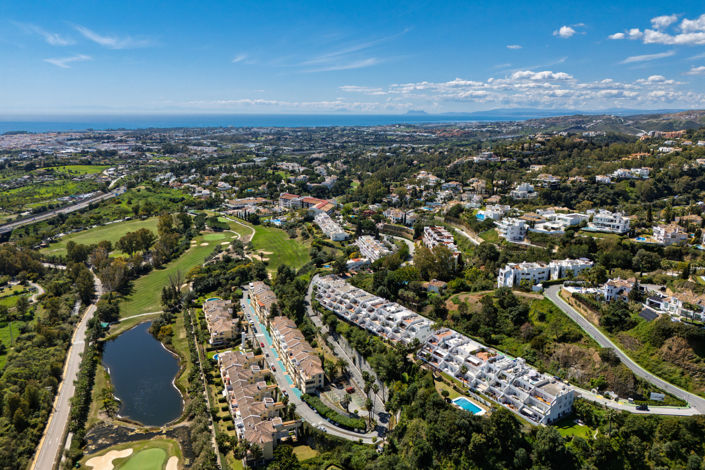 Image No.27-3 Bed Property for sale