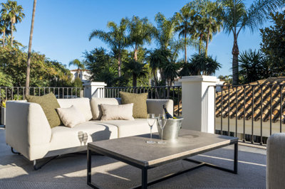 b98le8d7m9k3degpefzhs0lif8u4xzvzhwxtmggyekxx9