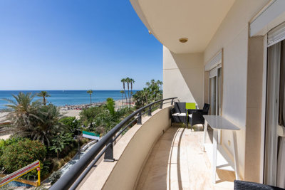 b98le8d7m9k3degpefzhs0lif8u4xzvzhwxtmggyekxx9