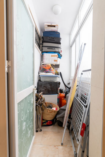 Image No.24-3 Bed Flat for sale