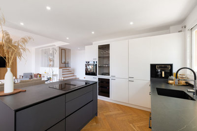 b98le8d7m9k3degpefzhs0lif8u4xzvzhwxtmggyekxx9