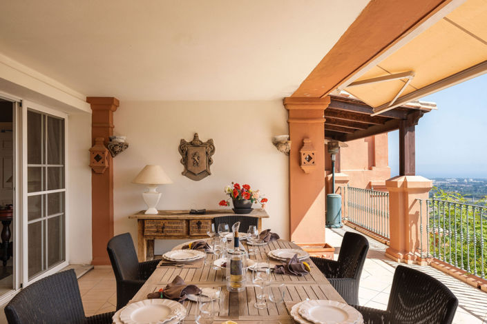 Image No.15-2 Bed Property for sale