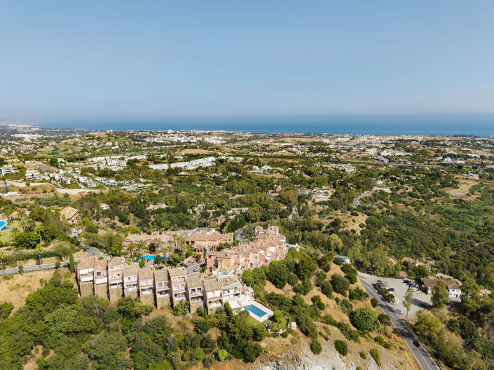 Image No.23-2 Bed Property for sale