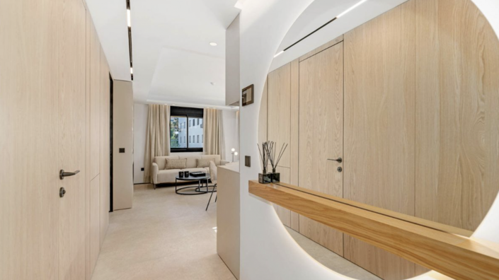 Image No.8-2 Bed Apartment for sale