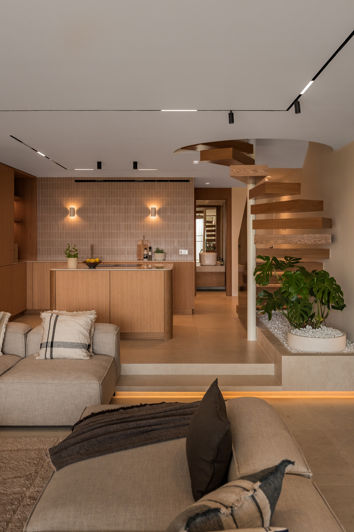 Image No.6-4 Bed Townhouse for sale