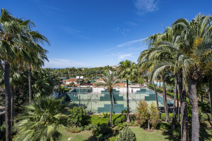 Image No.27-3 Bed Property for sale