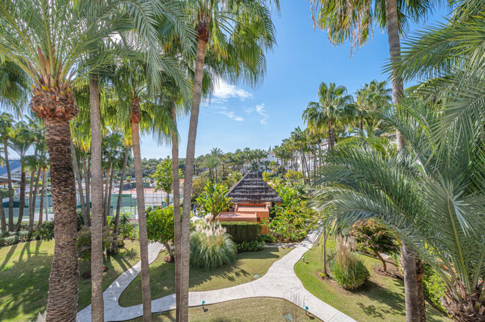 Image No.29-3 Bed Property for sale