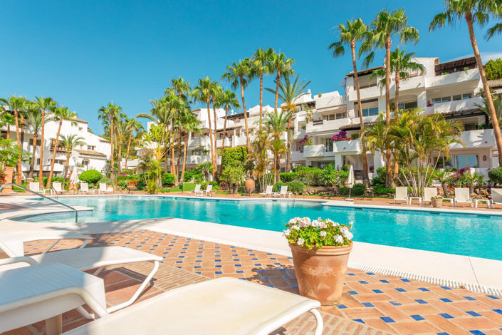 Image No.31-3 Bed Property for sale