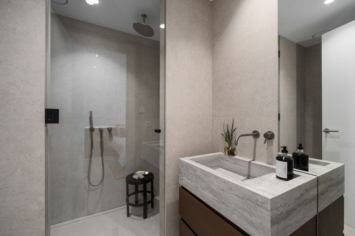 Image No.15-4 Bed House for sale