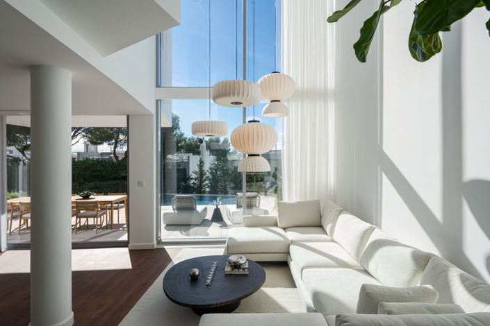 Image No.2-4 Bed House for sale