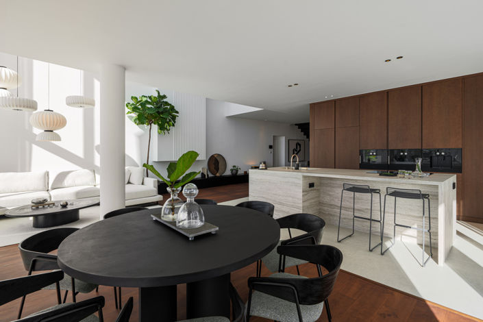 Image No.5-4 Bed House for sale