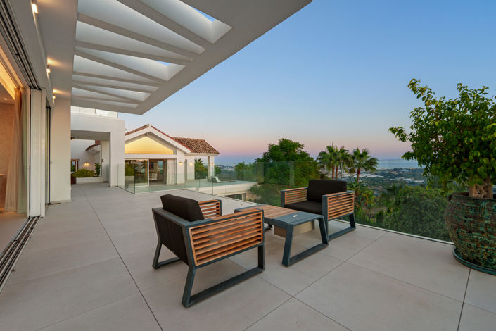 Image No.40-9 Bed Villa for sale