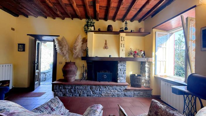 Image No.14-3 Bed Village House for sale