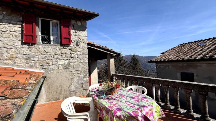 Image No.29-3 Bed Village House for sale