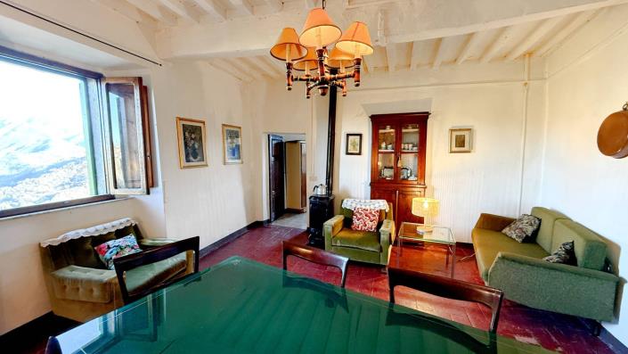 Image No.7-Maison de village de 3 chambres à vendre à Bagni di Lucca