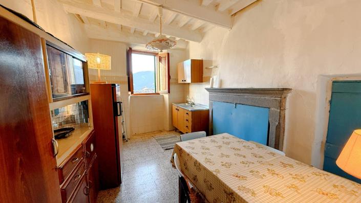 Image No.9-Maison de village de 3 chambres à vendre à Bagni di Lucca