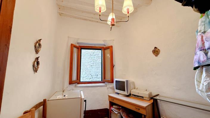 Image No.13-Maison de village de 3 chambres à vendre à Bagni di Lucca