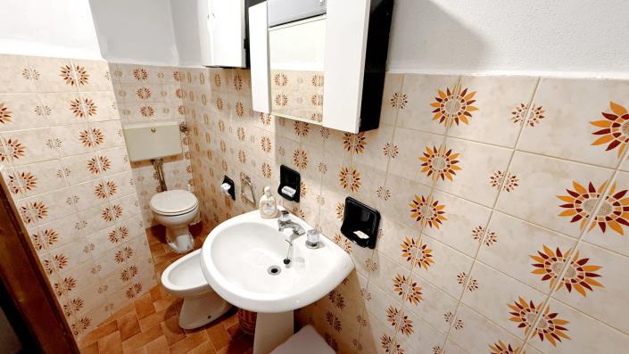 Image No.18-Maison de village de 3 chambres à vendre à Bagni di Lucca