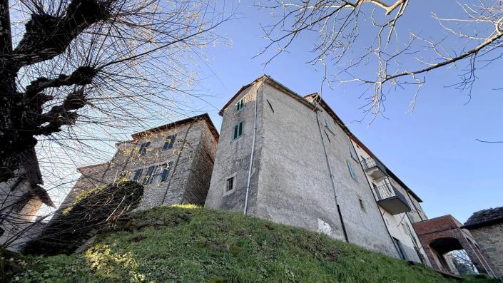 Image No.48-Maison de village de 3 chambres à vendre à Bagni di Lucca