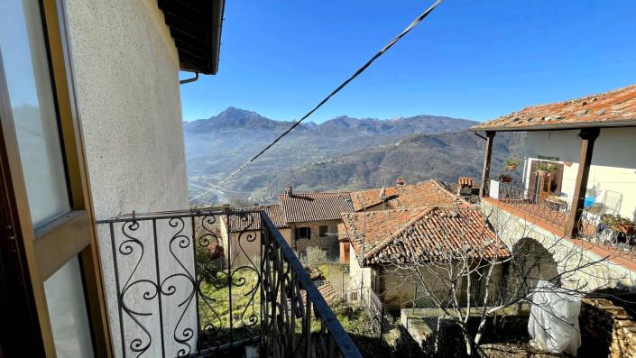 Image No.30-2 Bed Village House for sale