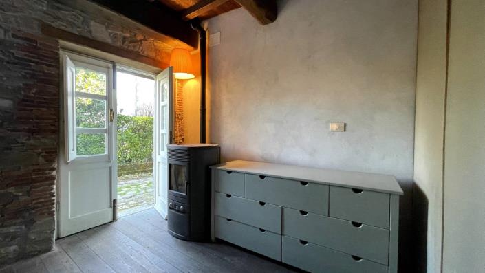 Image No.53-1 Bed Cottage for sale