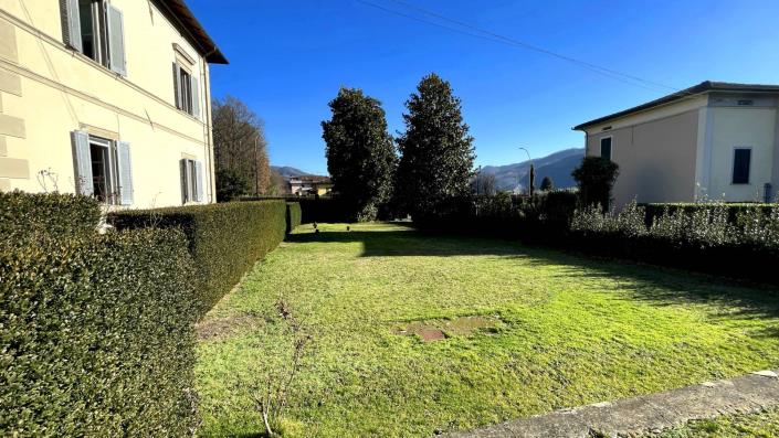 Image No.5-Villa / Détaché de 5 chambres à vendre à Coreglia Antelminelli